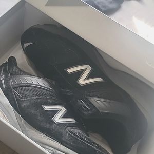 New Balance 990v5 XXWide 6D